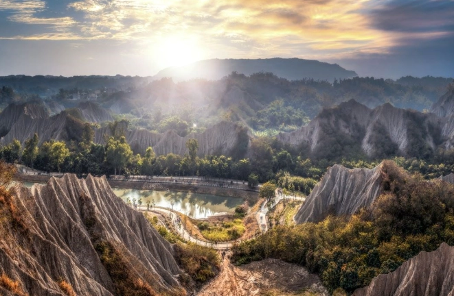 高雄秘境景點私房清單：在地人帶路，避開人潮的深度玩法
