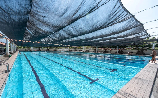 宜蘭湧泉游泳池全攻略：門票、交通、冷泉體驗一次看懂