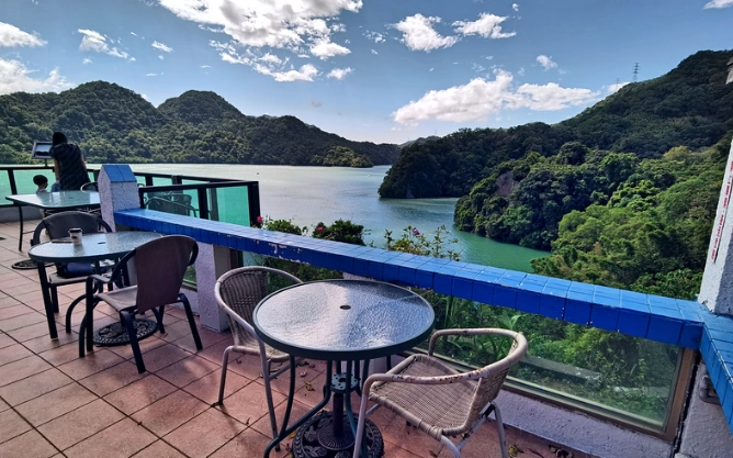 大溪湖畔咖啡廳 大溪湖畔咖啡廳