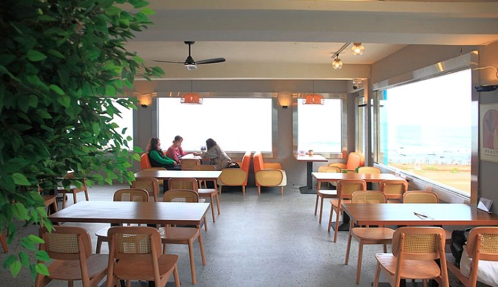 台北看海咖啡廳