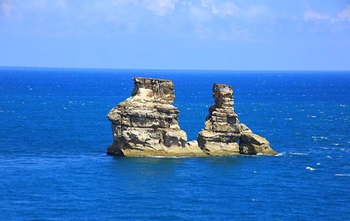 萬里景點全攻略：野柳女王頭、龜吼漁港、翡翠灣秘境一次掌握