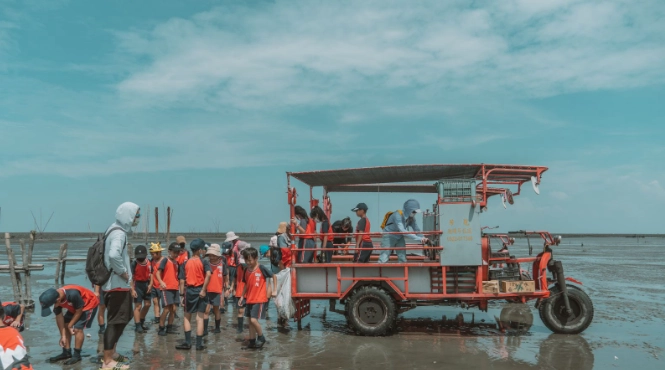 芳苑海牛車隊 芳苑海牛車隊