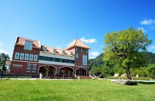 巧克力雲莊一日遊