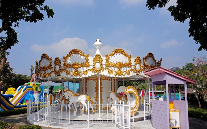 海盜村遊樂設施