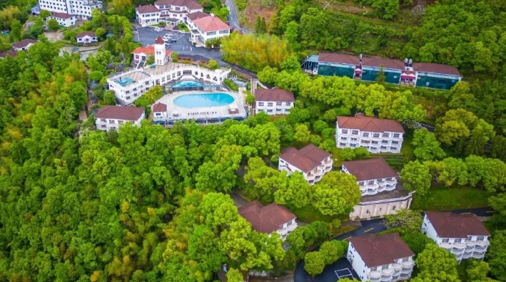 可以待一整天的度假村