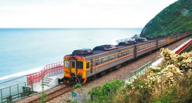 苗栗一日遊 火車