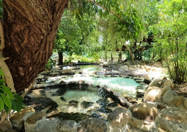 石湯溫泉附近景點