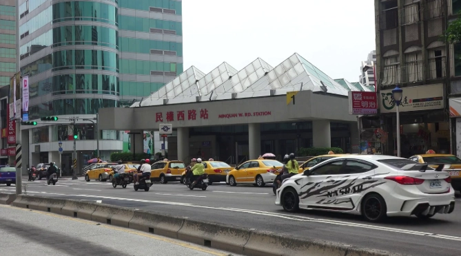 民權西路附近景點