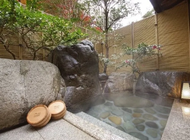 名古屋溫泉住宿