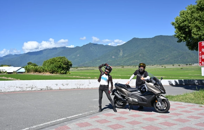 花蓮騎機車怎麼玩
