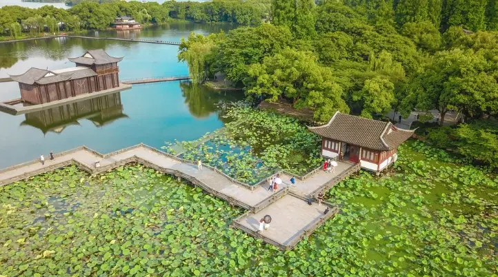 西湖休息站附近景點