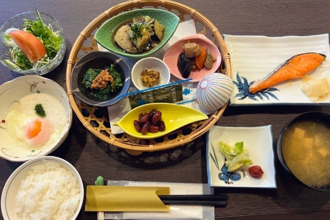 日本温泉旅馆 一泊二食 价格