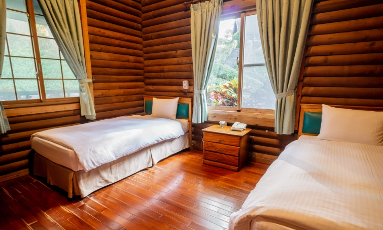 西湖渡假村小木屋