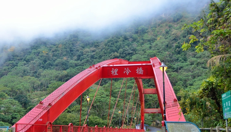 谷關溫泉一日遊