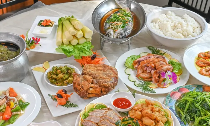 芳苑海空步道 美食