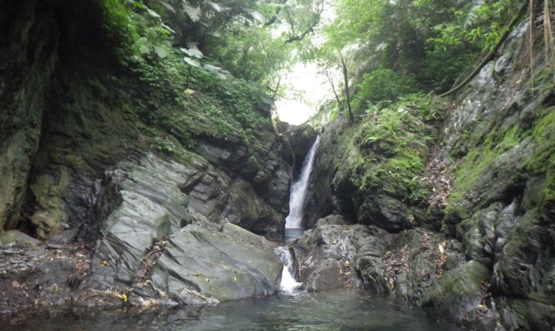 小龍泉瀑布 一日遊