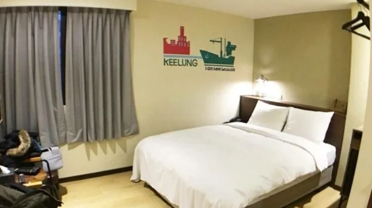 基隆廟口夜市附近飯店