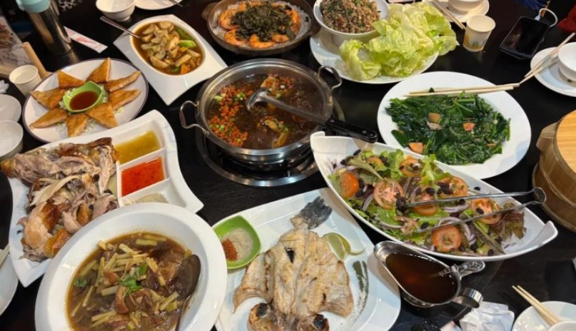 清境農場附近餐廳推薦：在地人私藏美食清單與避坑指南