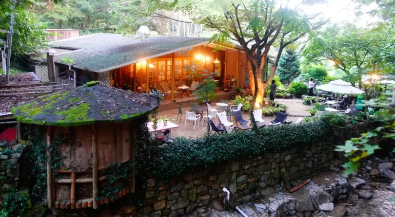 山中咖啡廳推薦