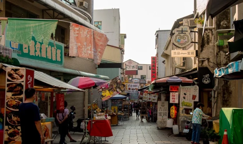 台南颱風天景點