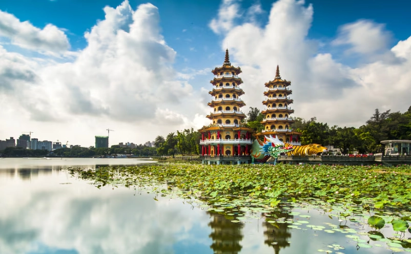 高雄一日遊行程 高雄一日遊行程