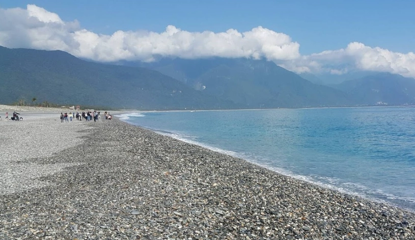 海邊獨處 海邊獨處