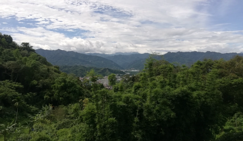 鳶山登山