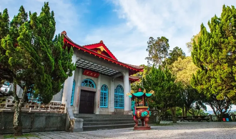 雄獅旅遊日月潭