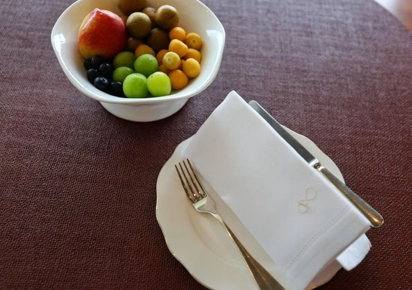 安達仕酒店評價