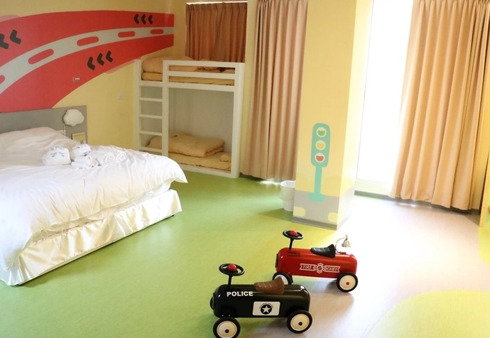 台中親子汽車旅館