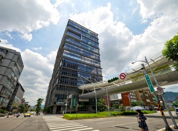 小巨蛋附近飯店