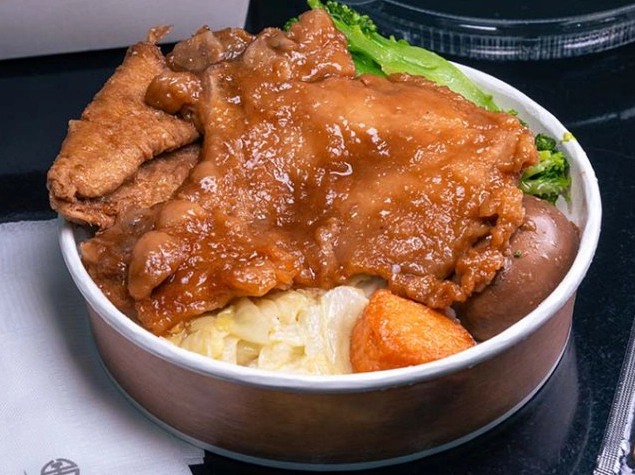 市政府捷運站美食