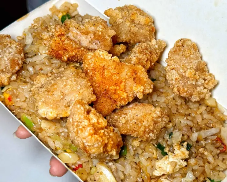 蒜酥炒炸雞
