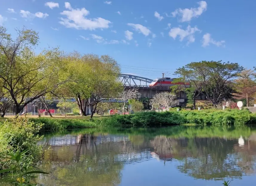 舊鐵橋濕地生態公園 怎麼去