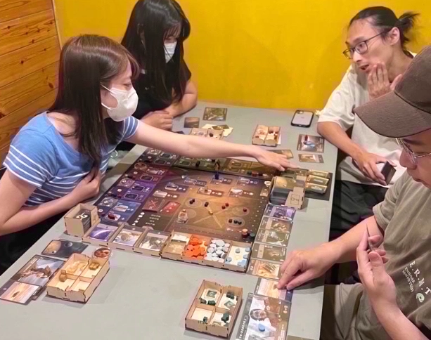 台中晚上室內活動