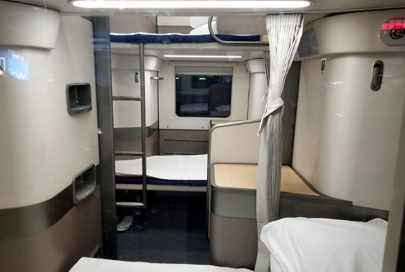 晨夜間友善車廂