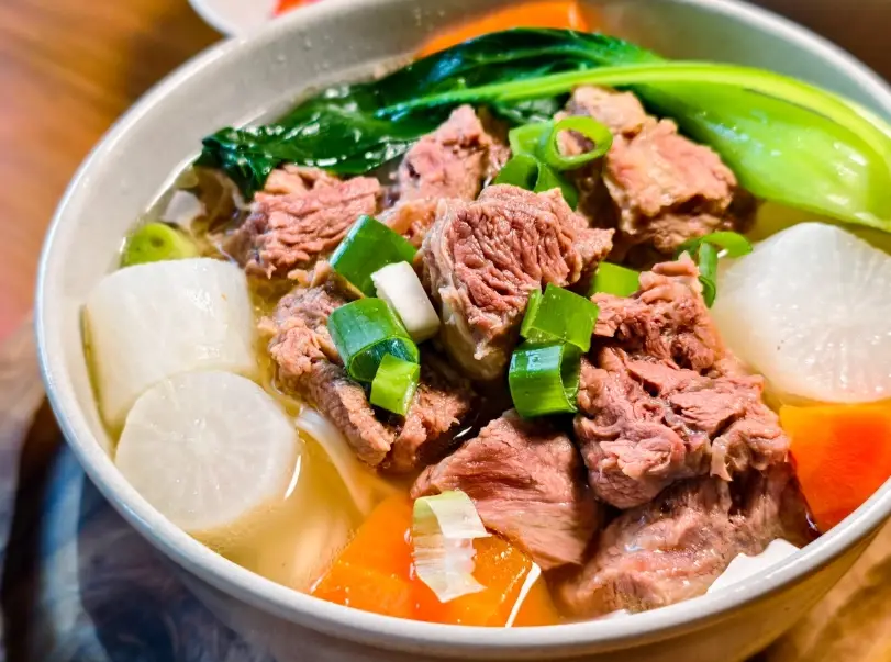 熬牛肉湯 熬牛肉湯