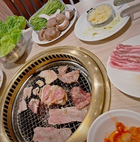 牛角燒肉吃到飽 牛角燒肉吃到飽