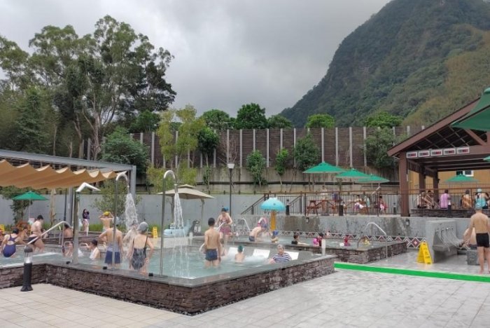 羅浮溫泉怎麼去