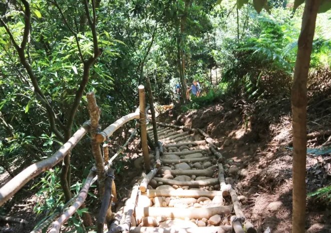 火炎山親子登山 火炎山親子登山