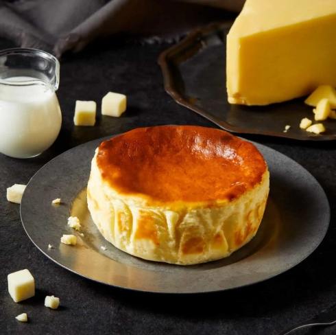 巴斯克乳酪蛋糕凹陷原因