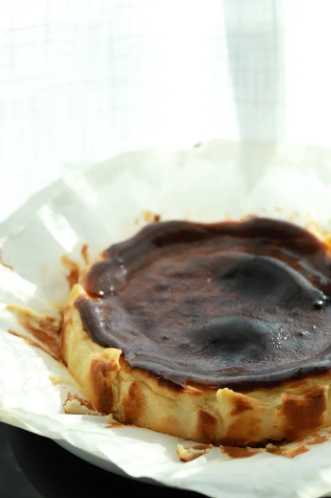 巴斯克蛋糕裂開原因