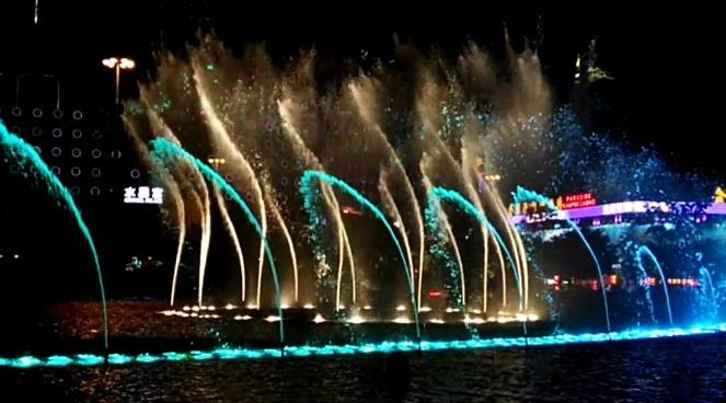 永利表演湖 永利表演湖