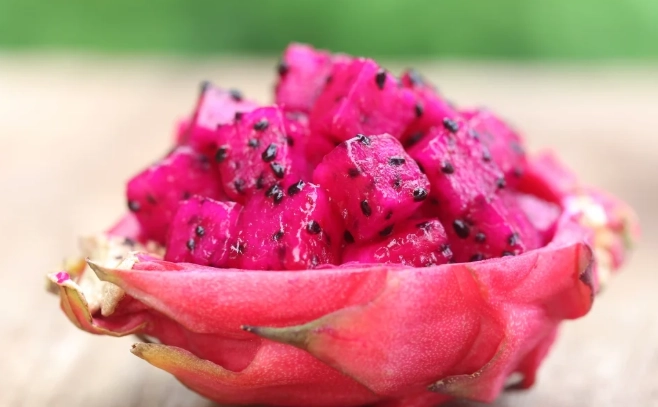 尿紅色火龍果原因 尿紅色火龍果原因