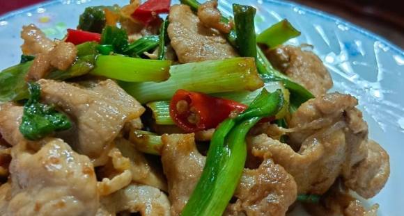 蔥爆豬肉片食譜 蔥爆豬肉片食譜