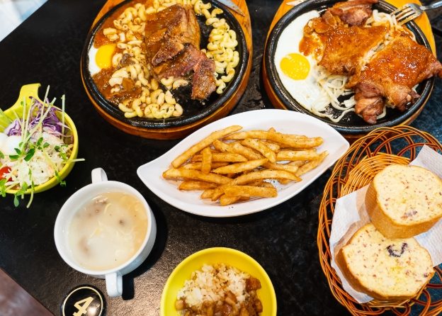 台南牛排沙拉吧 台南牛排沙拉吧