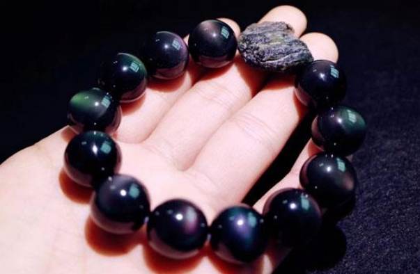 彩曜石鉴别方法 彩曜石鉴别方法