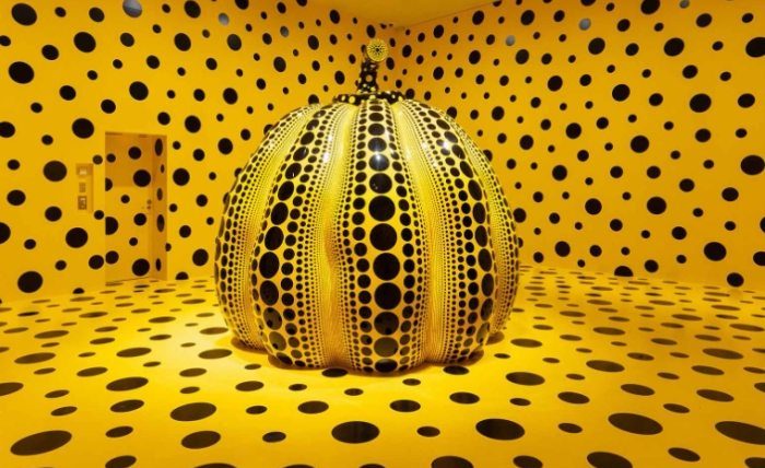 草間彌生作品介紹