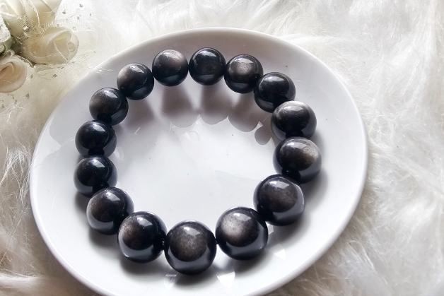 彩曜石佩戴方法 彩曜石佩戴方法