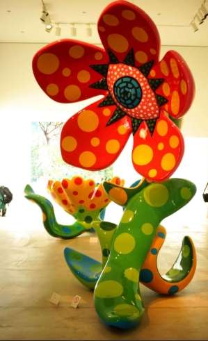 草間彌生作品 草間彌生作品